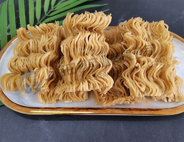 凍干面，食品真空冷凍干燥機應(yīng)用速食面凍干案例